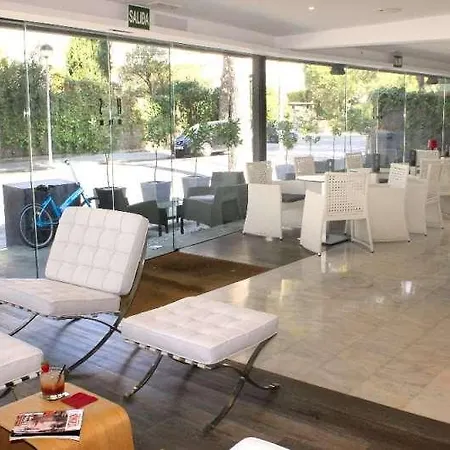 فندق Hotel Sitges