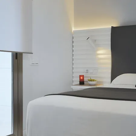 Hotel Sitges فندق