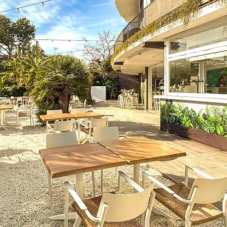 Hotel Sitges فندق