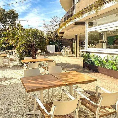 Hotel Sitges Отель