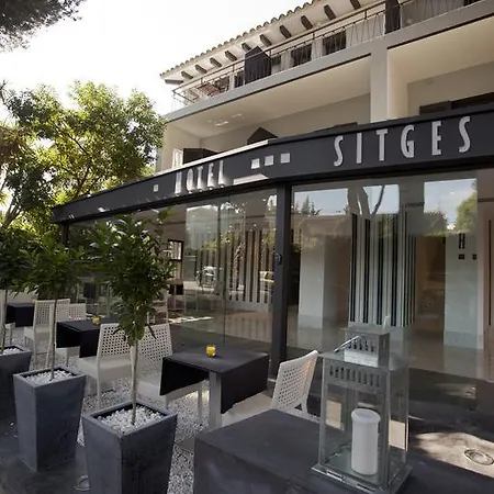 فندق Hotel Sitges