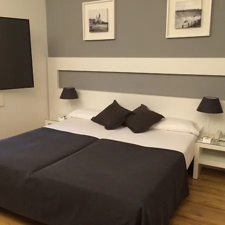 Hotel Sitges فندق سيدجيس