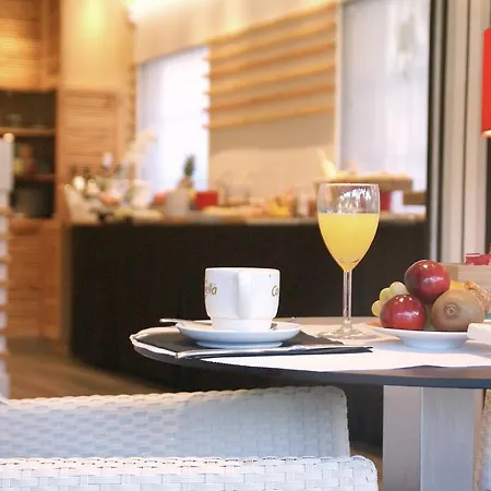 Hotel Sitges فندق