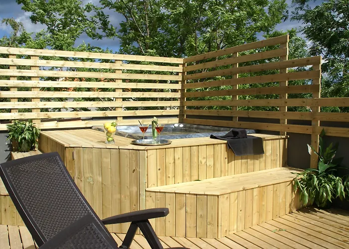 Hotel Sitges מלון 3*