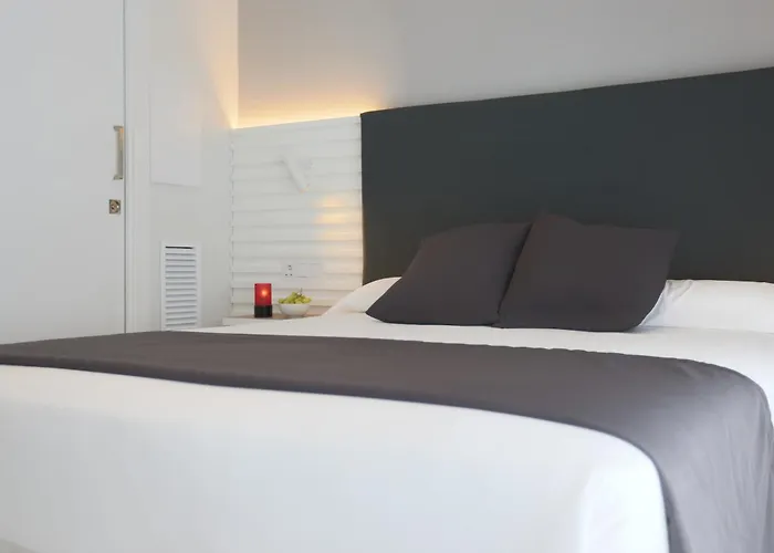 Отель Hotel Sitges 3*